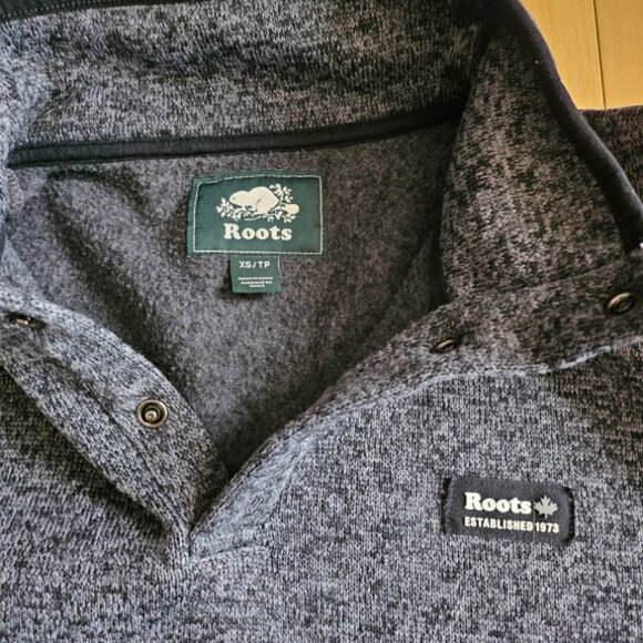 Roots Button Up Sweater Pullover - Picture 4 of 4